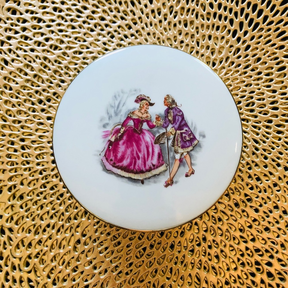 Vintage Victorian Trinket Box
